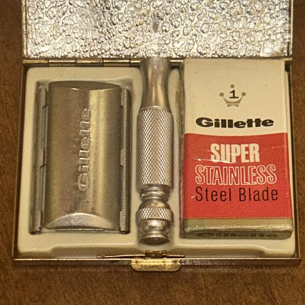 Vtg Gillette Golden Razor w‎ Blades Case Mirror Shaving Travel Blades Set Lot F1